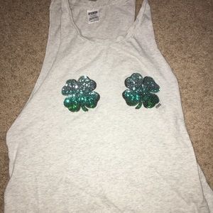 VS PINK IRISH CLOVER MUSCLE TEE SIZE LARGE